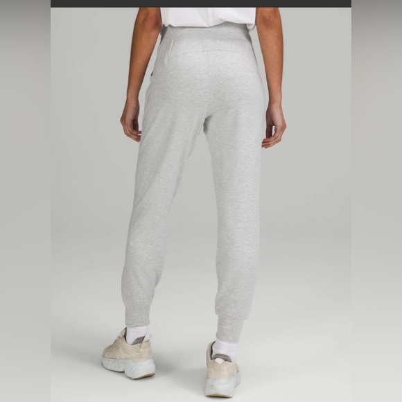 lululemon athletica Pants - Lululemon Ready to Fleece High-Rise Jogger Size 6